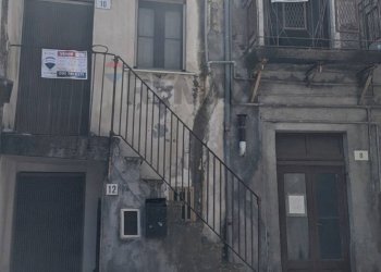 Edificio all\'aperto - Independent house VIA GRAZIA DELEDDA
 
8, Bronte - photo 3