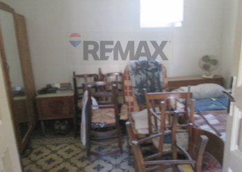 Sala da pranzo - Casa indipendente VIA GRAZIA DELEDDA
 
8, Bronte - foto 5