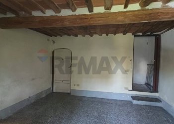 Stanza vuota - Rustico VIA DELLA CHIESA
 
46/D, Lucca - foto 7