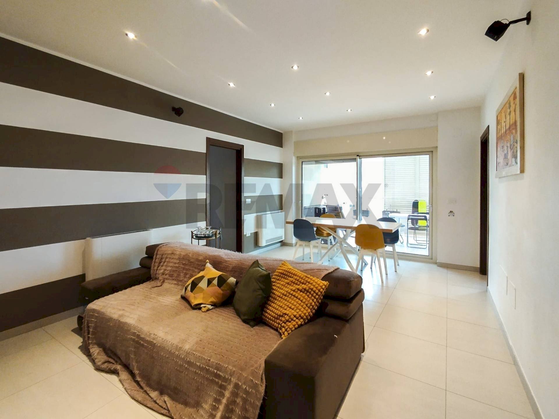 Sala da pranzo - Trilocale Via Nicola Minervino
35, Bari - foto 3