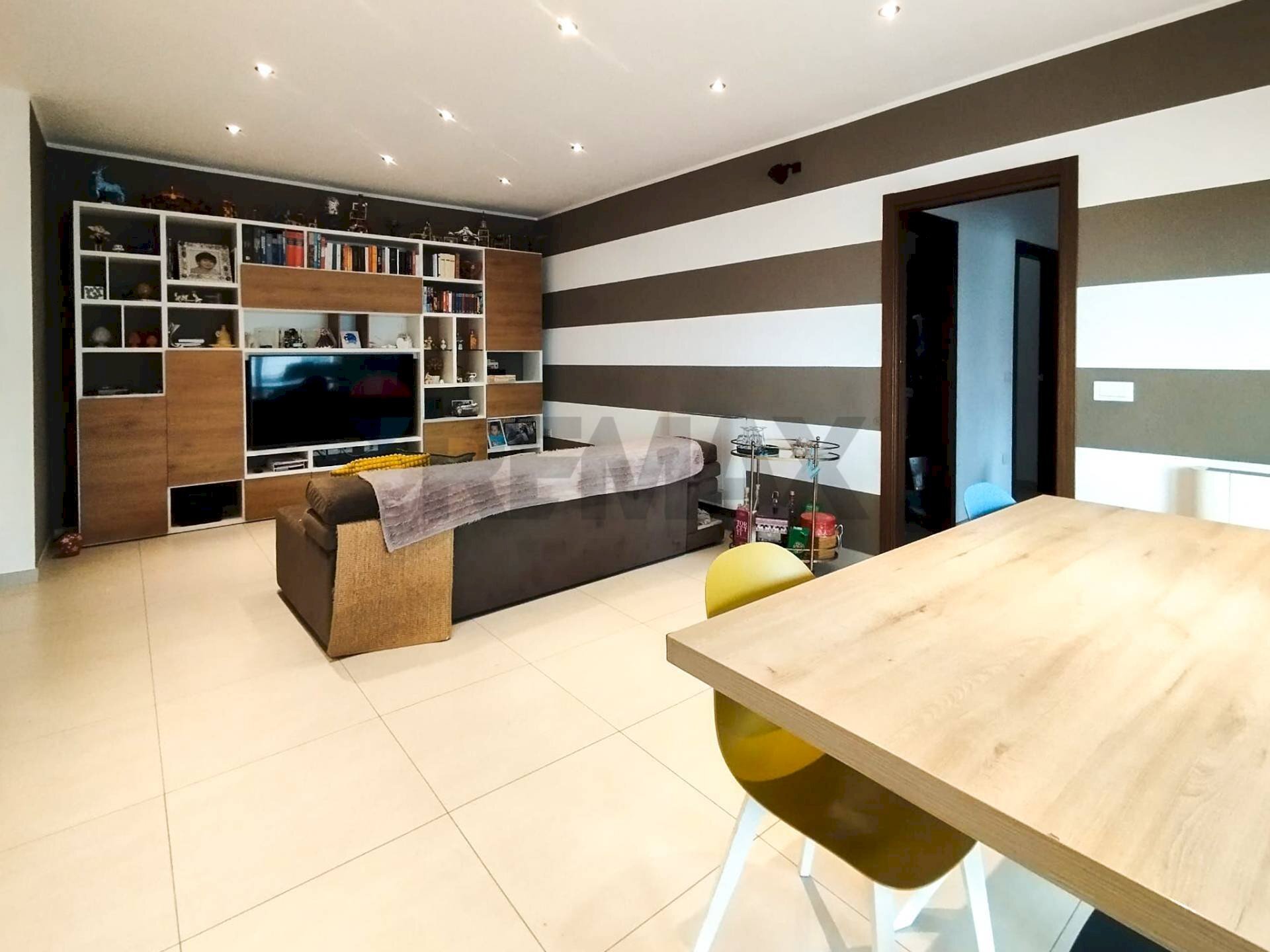 Sala da pranzo - Trilocale Via Nicola Minervino
 
35, Bari - foto 1