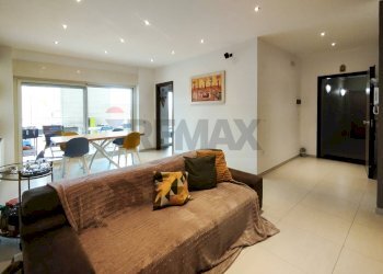 Sala da pranzo - Trilocale Via Nicola Minervino
 
35, Bari - foto 7