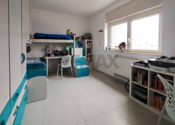 Camera / camera da letto - Trilocale Via Nicola Minervino
 
35, Bari - foto 13