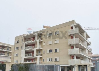 Edificio all\'aperto - Trilocale Via Nicola Minervino
 
35, Bari - foto 21