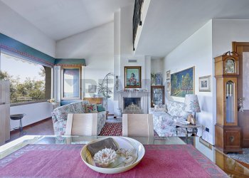 Sala da pranzo - Villa VIA MANDELLI
 
5/A, Montorfano - foto 3