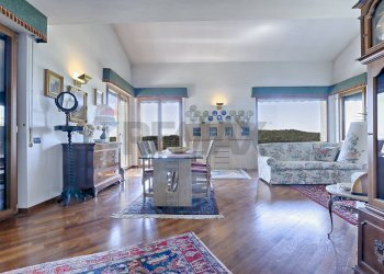 Sala da pranzo - Villa VIA MANDELLI
 
5/A, Montorfano - foto 4