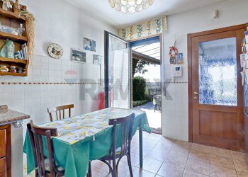 Sala da pranzo - Villa VIA MANDELLI
 
5/A, Montorfano - foto 18