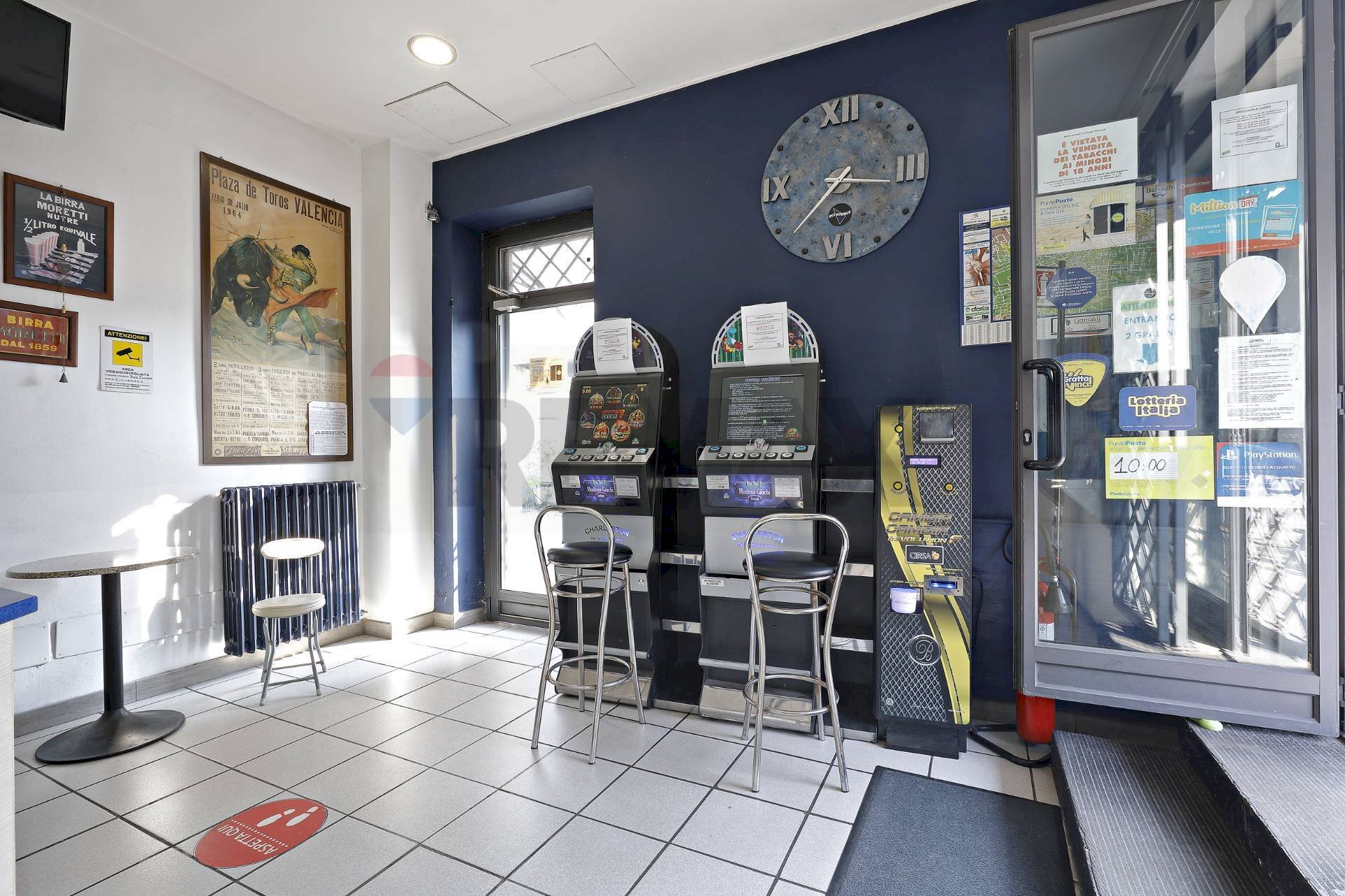 Soggiorno - Bar Tavola Calda - Fredda VIA MONTEGRAPPA
 
4, Monza - foto 2