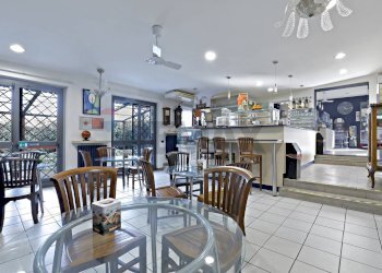 Sala da pranzo - Bar Tavola Calda - Fredda VIA MONTEGRAPPA
 
4, Monza - foto 18