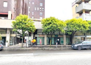 Edificio all\'aperto - Ufficio Monza - foto 23