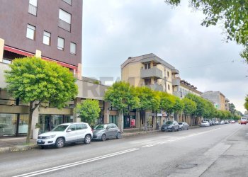 Edificio all\'aperto - Ufficio Monza - foto 25