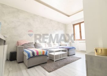 Soggiorno - Appartamento via Luigi Cabiati
 
9, Barzago - foto 4