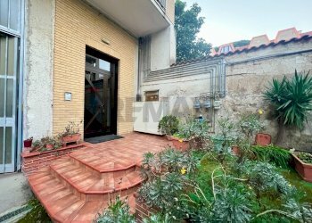 Giardino - Attico Via Fulvio Renella
 
112, Caserta - foto 4