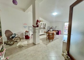 Sala da pranzo - Attico Via Fulvio Renella
 
112, Caserta - foto 7