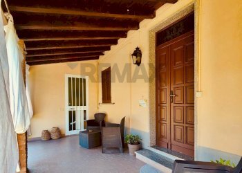 Patio - Villa Montesegale - foto 10