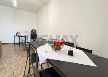 Sala da pranzo - Quadrilocale Via Parini
 
4, Vieste - foto 4