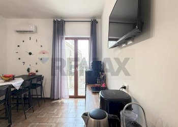 Sala da pranzo - Quadrilocale Via Parini
 
4, Vieste - foto 6
