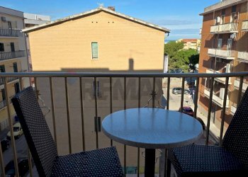 Balcone - Quadrilocale Via Parini
 
4, Vieste - foto 8