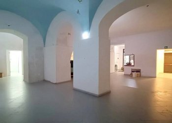 Foto 1 - Commercial Premises Via San Basilio
 
37, Palermo - photo 1