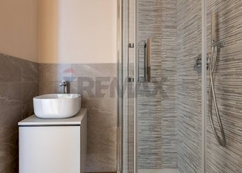 Bagno - Trilocale Via Gian Domenico Romagnosi
 
9, Fidenza - foto 13