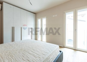 Camera / camera da letto - Trilocale Via Gian Domenico Romagnosi
 
9, Fidenza - foto 24