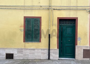 Edificio all\'aperto - Quadrilocale Florinas - foto 3