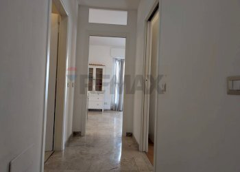 Hall / corridoio - Trilocale Via Andrea Solari
 
19, Milano - foto 7