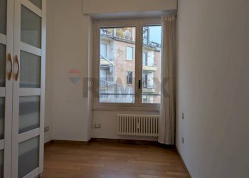 Stanza vuota - Trilocale Via Andrea Solari
 
19, Milano - foto 9