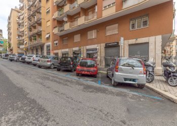 Edificio all\'aperto - Negozio Via Rialto, Roma - foto 26