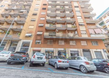 Edificio all\'aperto - Negozio Via Rialto, Roma - foto 31