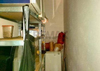 Dispensa di stoccaggio - Commercial Premises Via Frugarolo, Roma - photo 9