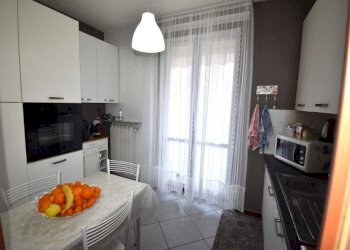 Foto 13 - Three-room apartment via BOLZANO
 
11A, Gemonio - photo 13