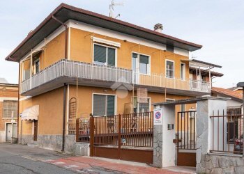 Casa indipendente Via fiume, Ciriè - foto 1