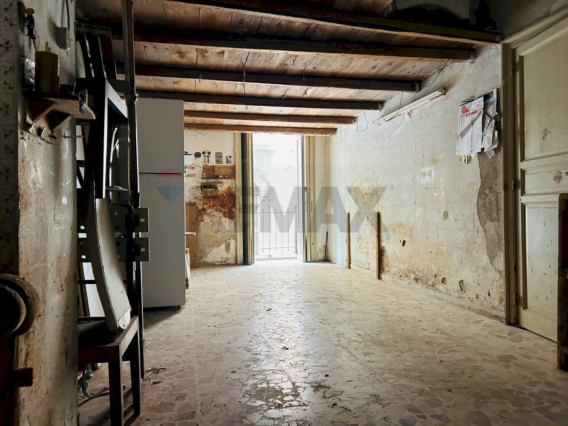 Parcheggio - Magazzino Ragusa - foto 1