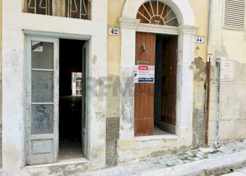Edificio all\'aperto - Magazzino Ragusa - foto 3