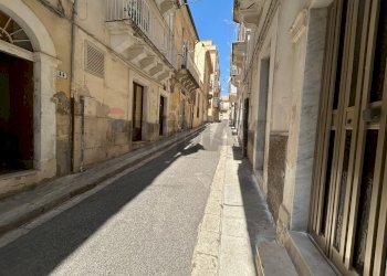 Edificio all\'aperto - Magazzino Ragusa - foto 5
