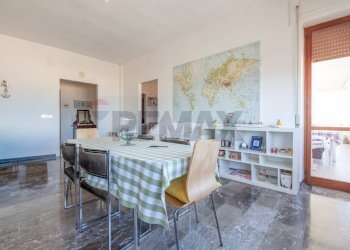 Sala da pranzo - Trilocale Via Pola
 
35, Francavilla al Mare - foto 3