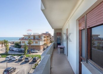 Balcone - Trilocale Via Pola
 
35, Francavilla al Mare - foto 13