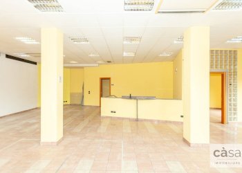 Foto 13 - Locale Commerciale VIA PASUBIO
 
2, Varese - foto 13