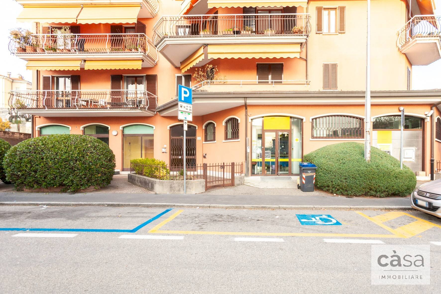 Foto 2 - Locale Commerciale VIA PASUBIO
2, Varese - foto 2