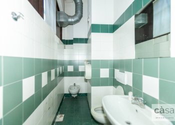 Foto 20 - Locale Commerciale VIA PASUBIO
 
2, Varese - foto 20