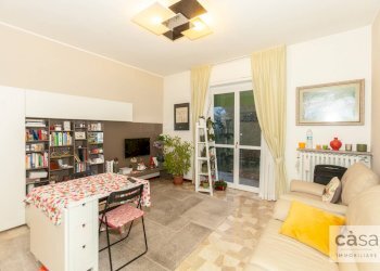 Foto 1 - Trilocale Via limido
 
23, Varese - foto 1