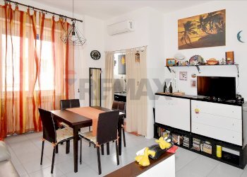 Sala da pranzo - Bilocale Via Novegro
 
13, Segrate - foto 3