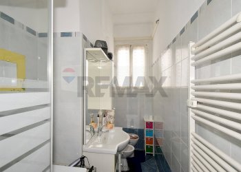 Bagno - Bilocale Via Novegro
 
13, Segrate - foto 14