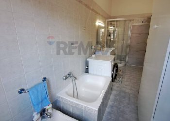 Bagno - Bilocale VIA ALESSANDRO MANZONI
 
43, Paullo - foto 5