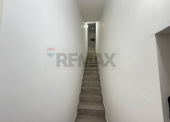 Scale - Villa Bifamiliare Via Giacomo Matteotti
 
261, Terrasini - foto 11