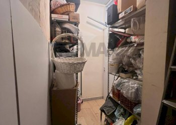 Cabina armadio - Attività Commerciale Viale Imperatore Traiano
 
2/2-A, Bari - foto 13