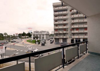 Balcone - Four-room apartment Via Roma
 
104, Modugno - photo 6