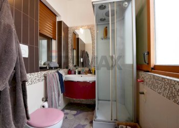 Bagno - Four-room apartment Via Roma
 
104, Modugno - photo 17