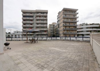 Terrazzo - Four-room apartment Via Roma
 
104, Modugno - photo 18